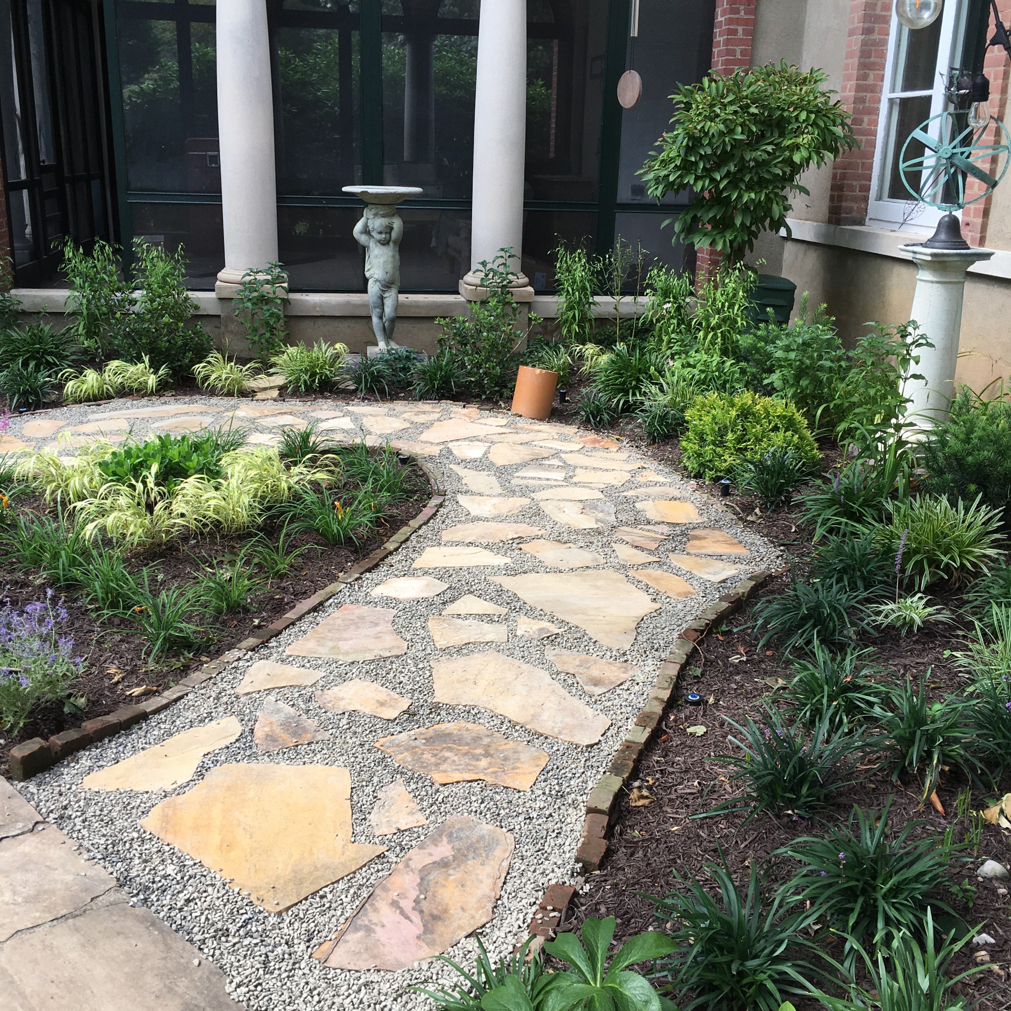 Primary parcel, the 'bar garden' reborn